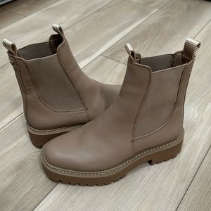 Sam Edelman Laguna Chelsea boot